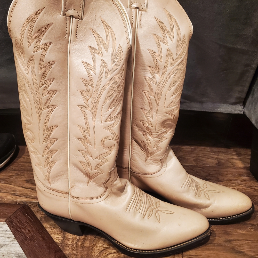 Justin Boots Cream Western Women's Shoes